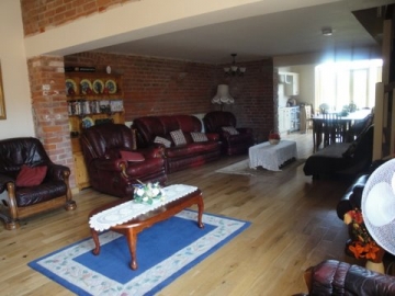 Lounge in the Coach House